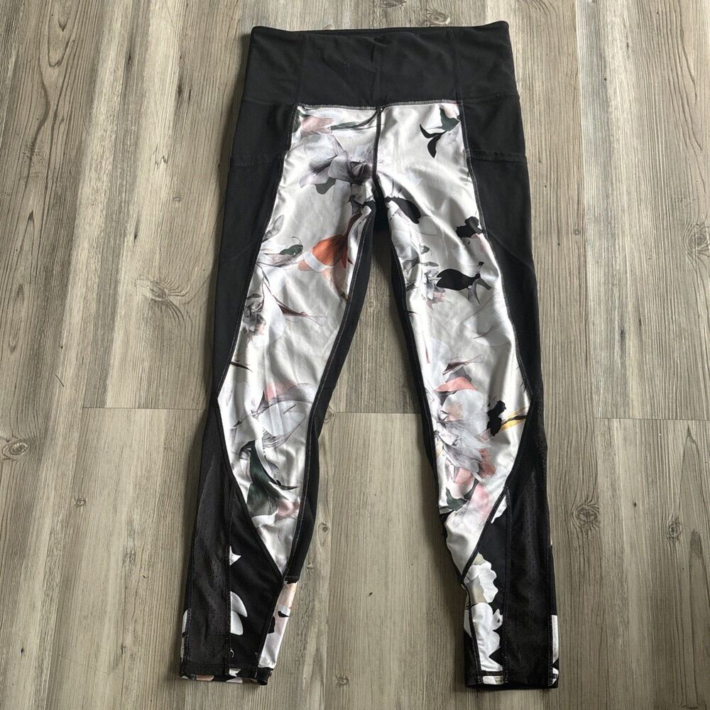 Athleta Womens Tight Legging Blossom Intuition Black Floral Mesh Size Medium